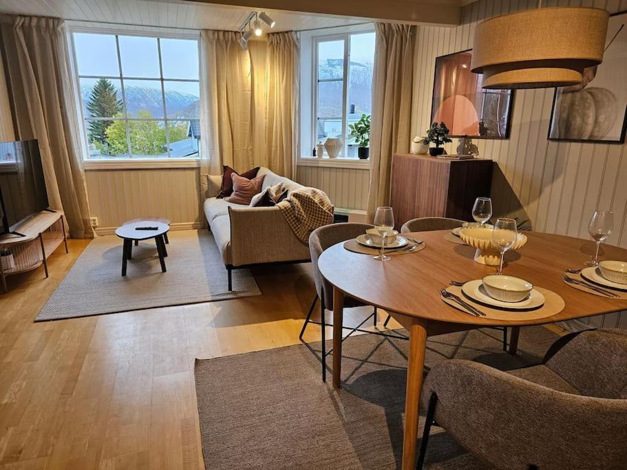 Apartment Stylish With Mountain View Tromso